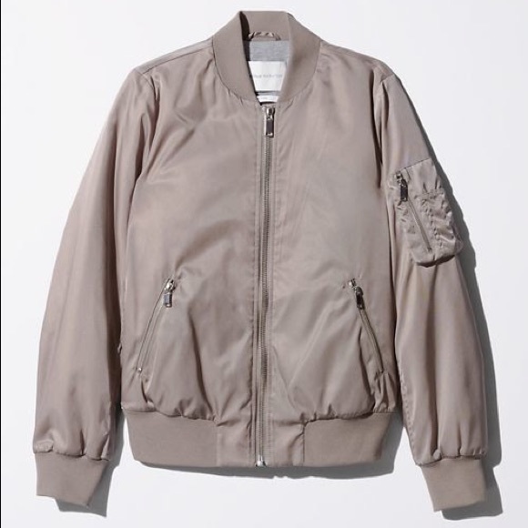 Aritzia Babaton GILMAN BOMBER MODERN TAUPE - Picture 1 of 1